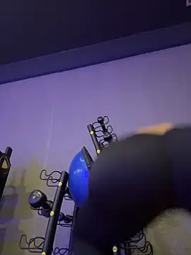 Anavalle online show from 02/05/26, 05:20