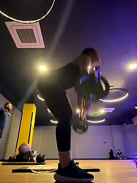 Anavalle online show from 11/20/25, 06:30