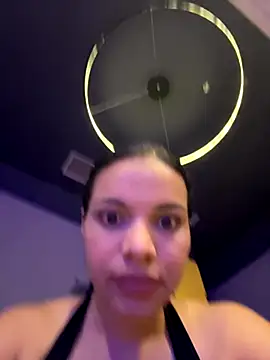 Anavalle online show from 11/28/25, 03:56