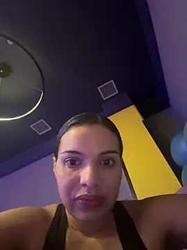 Anavalle online show from 02/02/26, 07:24