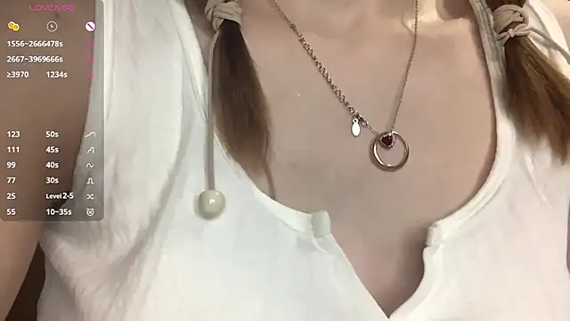 Snapshot of KrystinFunches chatting on 10/25/25, 08:13 KrystinFunches online show from 10/25/25, 08:13