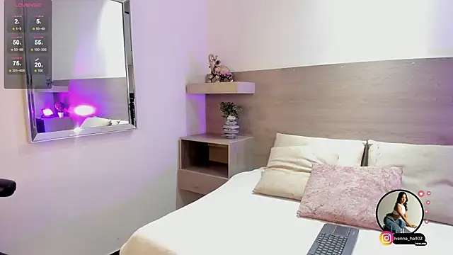 Ivana Hall online show from 11/13/25, 07:51