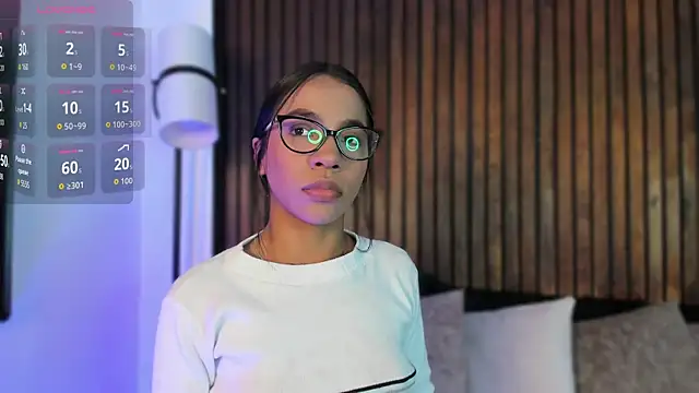 Ivana Hall online show from 12/15/25, 08:03