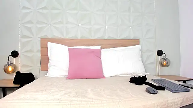 ValeryTrans  online show from 03/03/26, 01:18