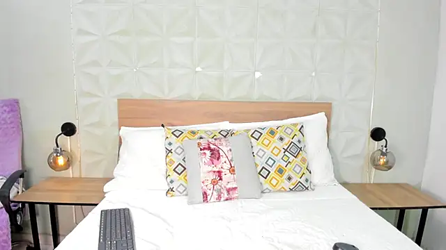 ValeryTrans  online show from 04/19/26, 01:23