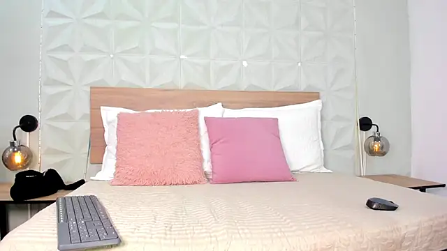 ValeryTrans  online show from 03/04/26, 01:30