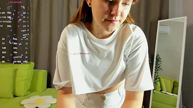 EarleanMottai online show from 10/12/25, 07:21