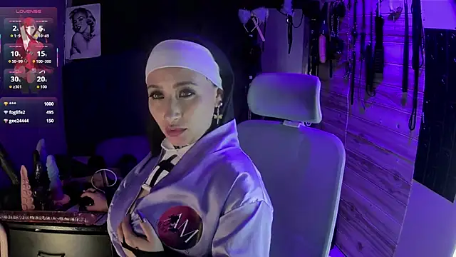 lucyheartfillia11 online show from 11/12/25, 11:58