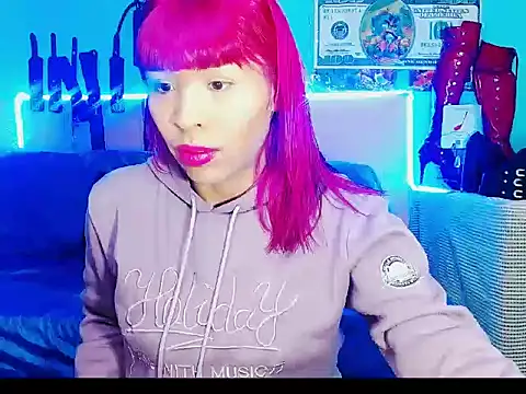 Snapshot of mylygrey chatting on 02/23/26, 01:12 mylygrey online show from 02/23/26, 01:12