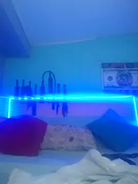 Snapshot of mylygrey chatting on 02/26/26, 01:11 mylygrey online show from 02/26/26, 01:11