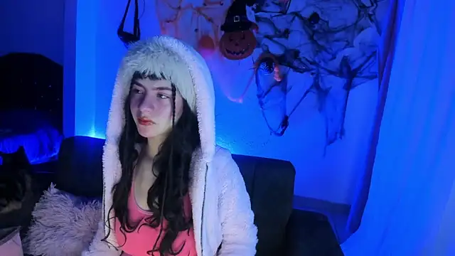 Snapshot of kitty__chs chatting on 11/17/25, 11:25 kitty chs online show from 11/17/25, 11:25