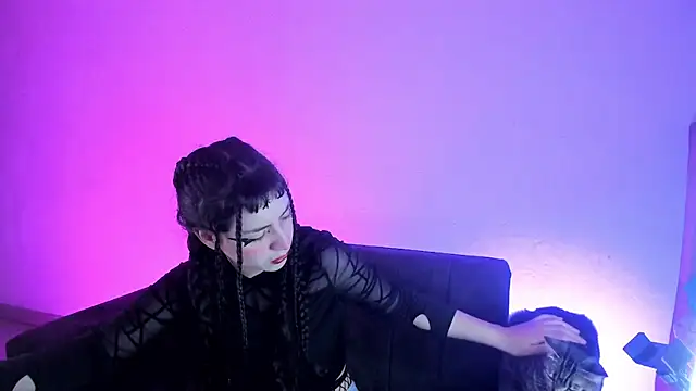 Snapshot of kitty__chs chatting on 10/11/25, 12:06 kitty chs online show from 10/11/25, 12:06