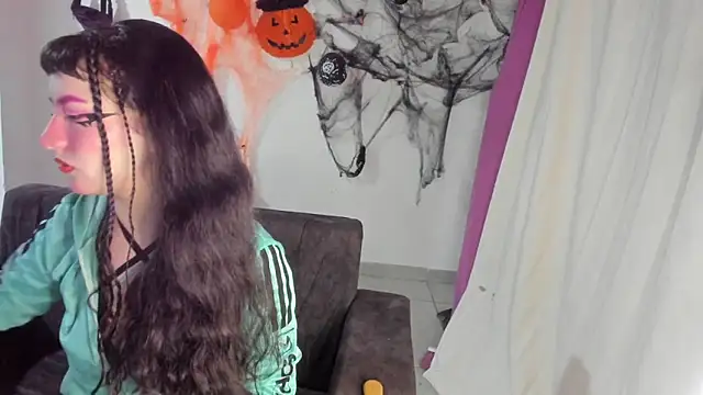 Snapshot of kitty__chs chatting on 11/15/25, 11:03 kitty chs online show from 11/15/25, 11:03