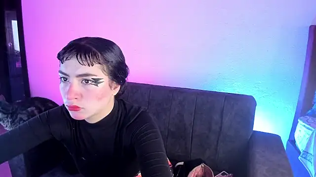 Snapshot of kitty__chs chatting on 10/16/25, 01:08 kitty chs online show from 10/16/25, 01:08