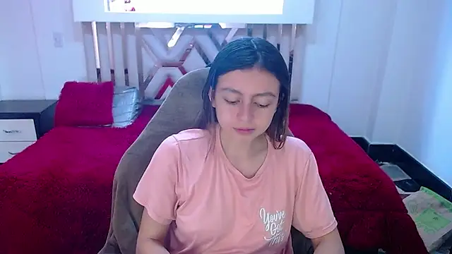 lala clark online show from 10/17/25, 01:02