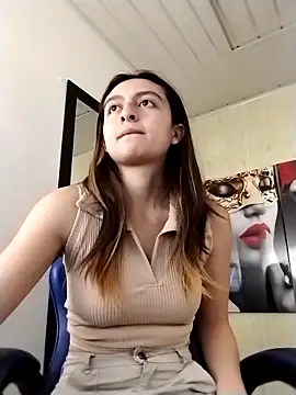 lala clark online show from 11/30/25, 12:06