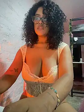 miiabrown18 online show from 05/29/26, 01:44