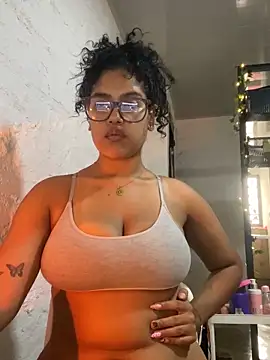 miiabrown18 online show from 03/28/26, 08:10