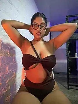 miiabrown18 online show from 05/22/26, 02:53