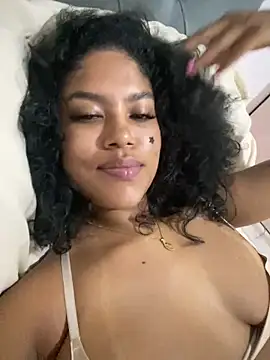 miiabrown18 online show from 11/08/25, 10:30