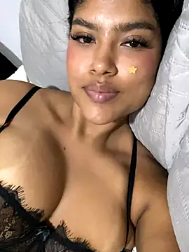 miiabrown18 online show from 11/13/25, 02:15