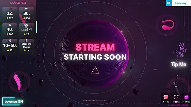 Snapshot of luluubloomm chatting on 11/19/25, 10:21 luluubloomm online show from 11/19/25, 10:21