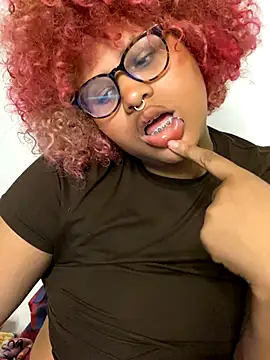 Snapshot of niki_wild18 chatting on 10/16/25, 02:31 niki wild18 online show from 10/16/25, 02:31