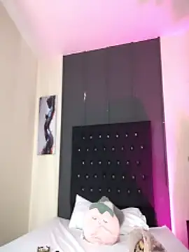 Kataaleya  12 online show from 11/07/25, 11:59