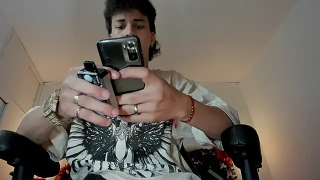 iammariano online show from 12/04/25, 02:54