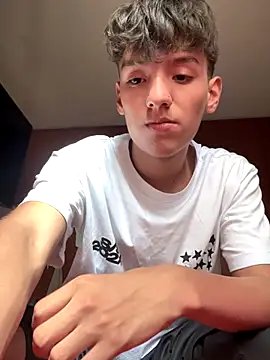  Kinky69  online show from 10/07/25, 07:48