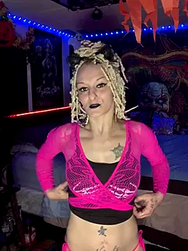 blondebarbiebae online show from 11/04/25, 11:08