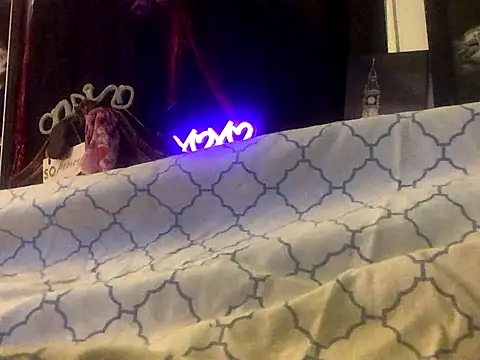 blondebarbiebae online show from 10/28/25, 08:02