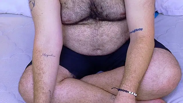 big bearr online show from 10/19/25, 03:37