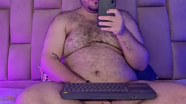 Snapshot of big_bearr chatting on 05/16/26, 10:25 big bearr online show from 05/16/26, 10:25