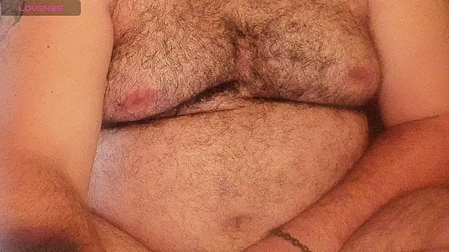 big bearr online show from 04/17/26, 09:06