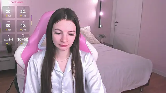 Alic Fox online show from 10/08/25, 12:56