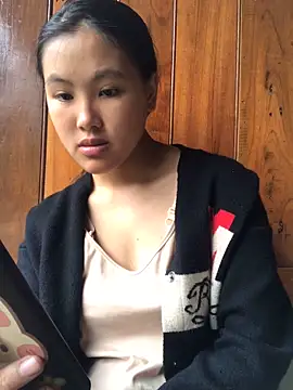 Mai lovely online show from 10/20/25, 02:24