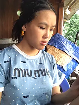 Mai lovely online show from 10/12/25, 02:02