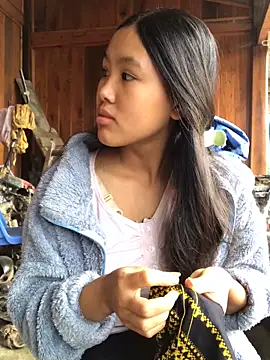 Mai lovely online show from 10/27/25, 01:39