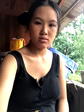Mai lovely online show from 10/11/25, 02:34
