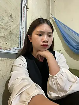 Mayy1 online show from 04/27/26, 01:36