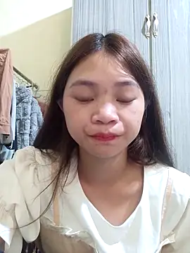 Mayy1 online show from 10/19/25, 12:02