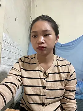 Mayy1 online show from 06/05/26, 03:11