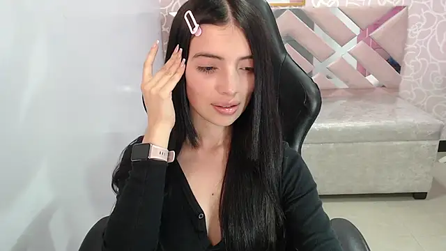 cynthia ch online show from 11/11/25, 03:01