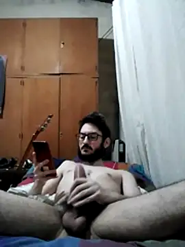 Fefede97  online show from 11/23/25, 06:51