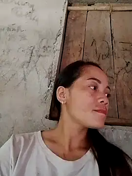 Snapshot of Bonnie-sexy chatting on 10/14/25, 01:39 Bonnie-sexy online show from 10/14/25, 01:39