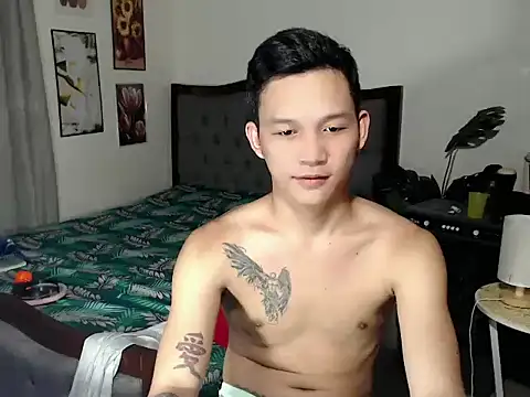 asianmonstercock05 online show from 10/31/25, 08:22