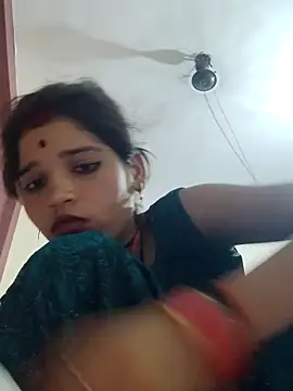 Snapshot of Mahek_love143 chatting on 07/01/26, 01:00 Mahek love143 online show from 07/01/26, 01:00