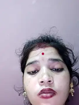 Snapshot of Mahek_love143 chatting on 06/17/26, 11:03 Mahek love143 online show from 06/17/26, 11:03