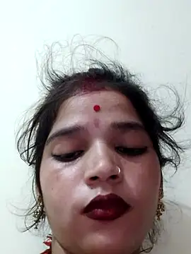 Snapshot of Mahek_love143 chatting on 06/17/26, 10:58 Mahek love143 online show from 06/17/26, 10:58